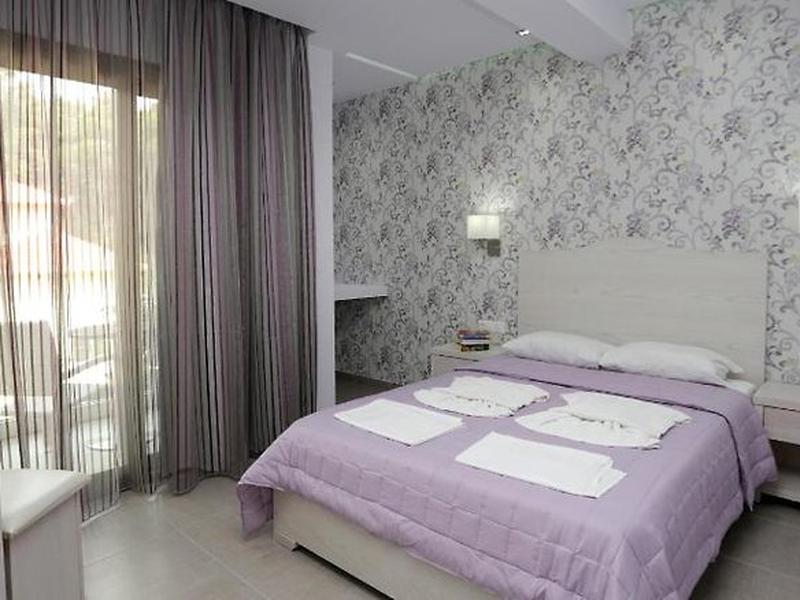 2A545B4B7829A8F5B26BEB8922EAF888