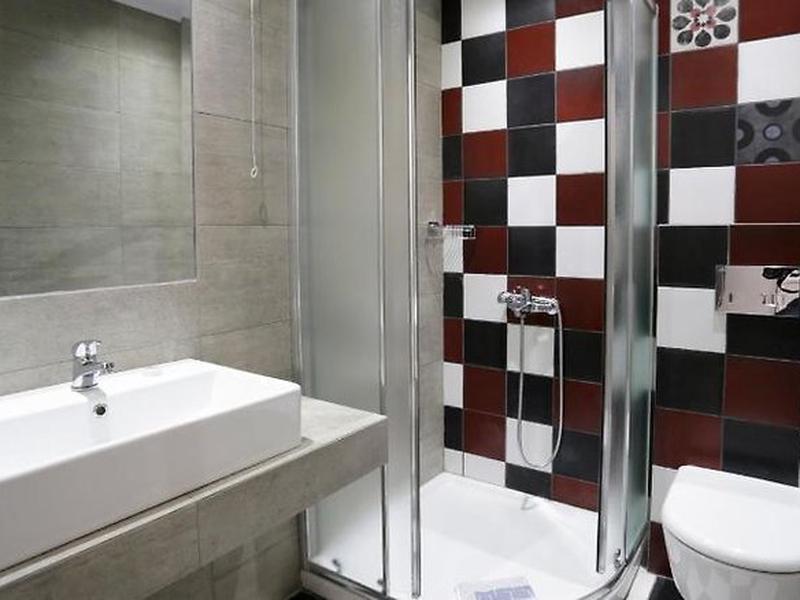 018B07DDA83C7A6A04CE9C858B9E814E