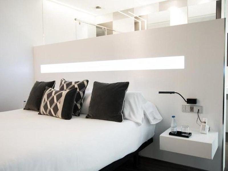 1336A8B73FA5BDF8FBB77B15D3DE7BC4