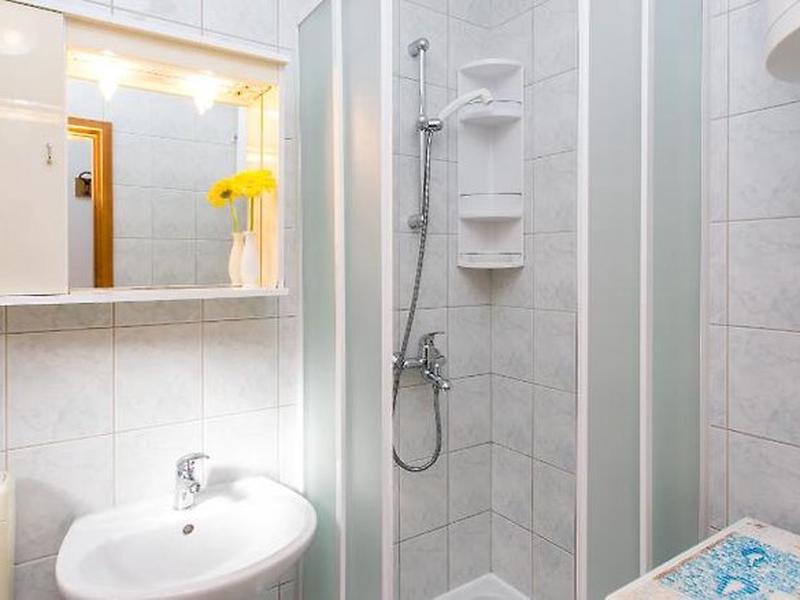 FCE11623014EBC9A583EDED86650F304