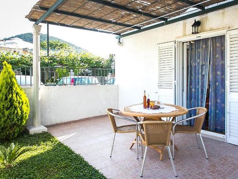 D54C16F58BA963246D5669674D577BE9