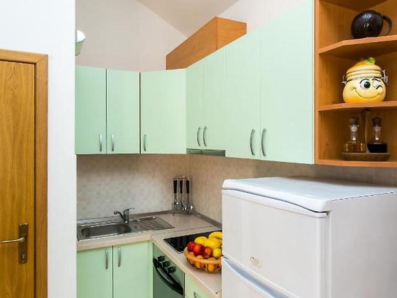 C8E9F714A857FBD238A382FFFE76C4C5