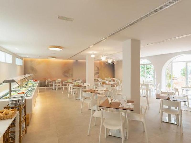 8B653F6D42324DA1F0DC214164DAE348