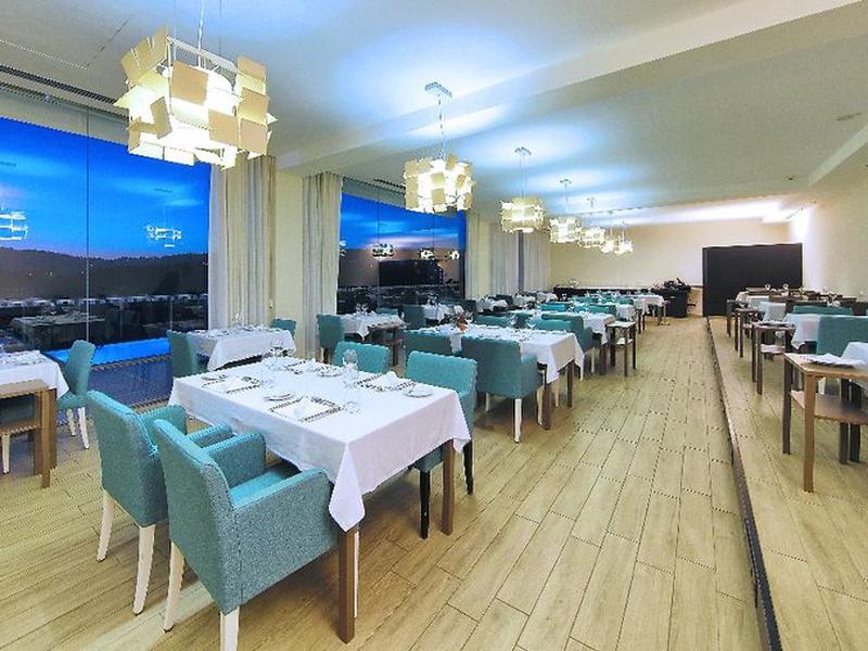 99F590E2675C44A6478F6E32497E5F56