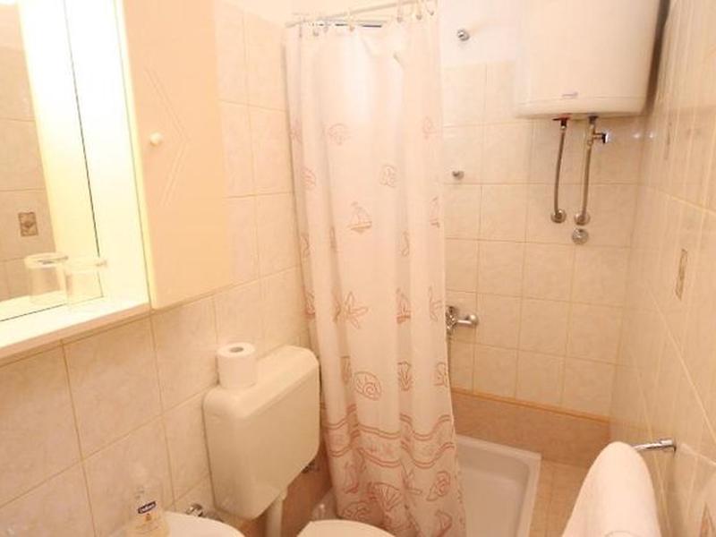 C58F5B00B014D8F77BFF41521E1ADC76