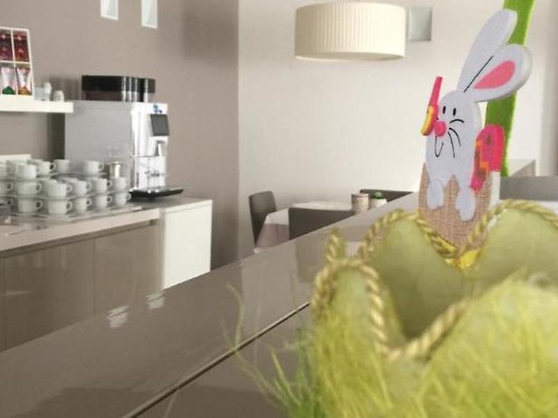 4AE79E0DBE1E5843763C256D5B3BD38A