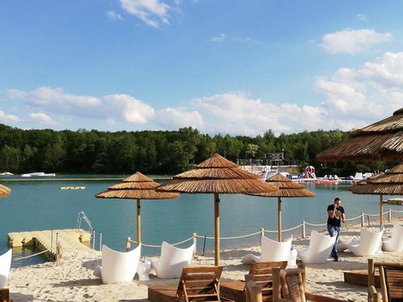 FC79DD83ABCCA23740D8DD5AE4182F7D