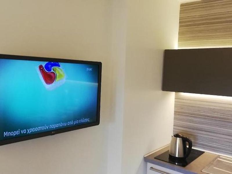 410EB4653B00E24C0430AE43A70943A6