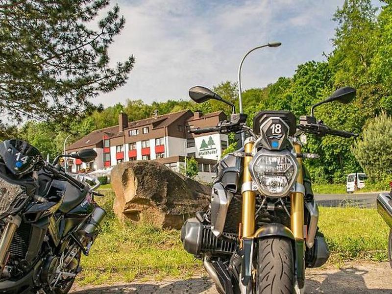 7AE926841D0377C3F7E4547C7B7C732F