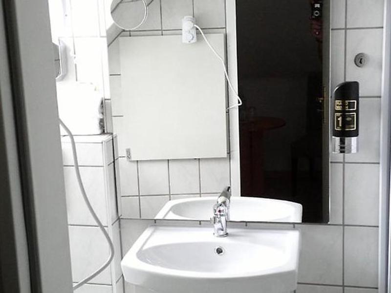 A1388501CC16F781D36F11CDF8177BA7