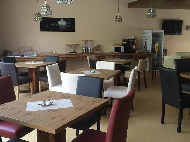 67288AAE52C401AA3778A91B23760A75