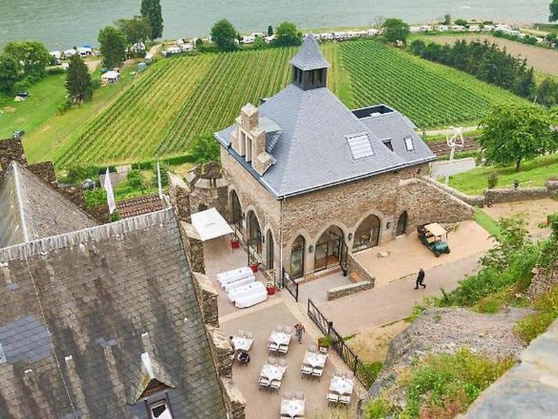 C3C451FDBFF6126C09930197A12E12D9