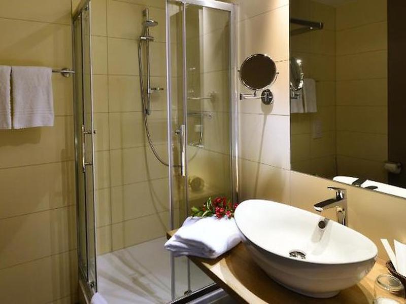 1289335F1C9BFF0FD0CF8308E5C2FD17