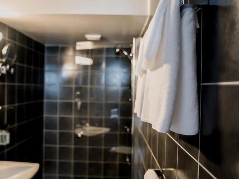 6B06ADEF394EC89952BF84EF8382E3B5