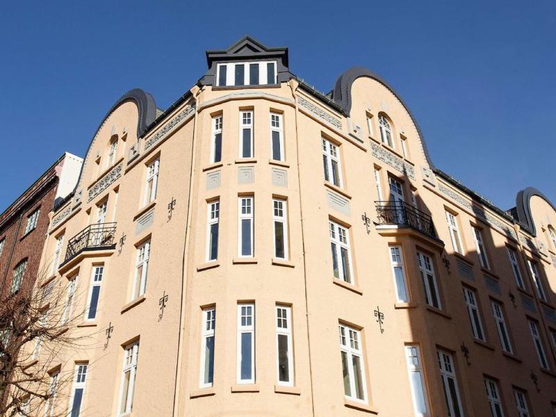 946BD0DC1723BC77F0C1A190DE7040DF