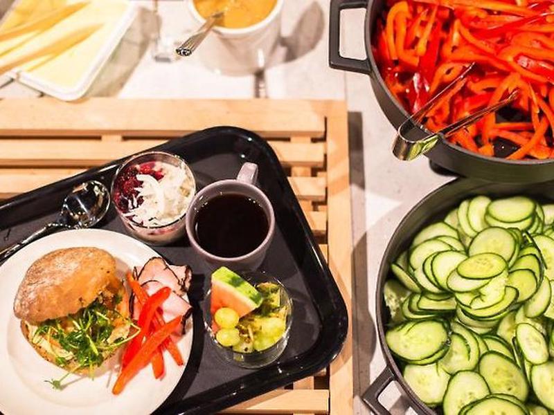 F6D24219CEEB370B14B585FC1FA705F8