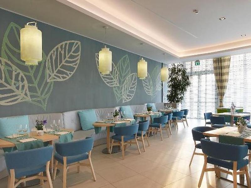 DD42C21BC807F248C18B1B5A5D9E94F8