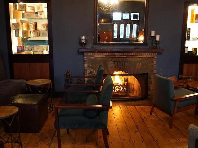 B0F54C7F1C787193F03E09E3435F1A96