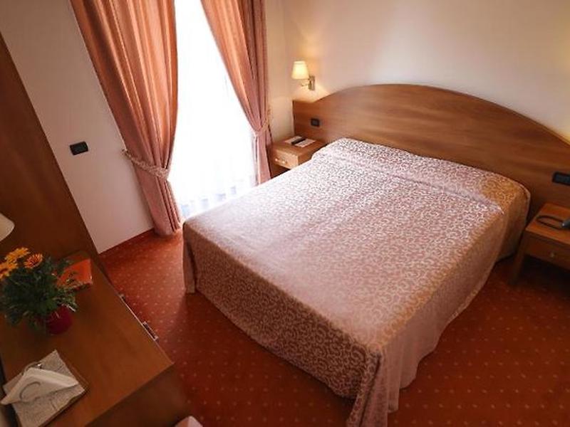 34077800AD525DB86B960D012D20E0C7