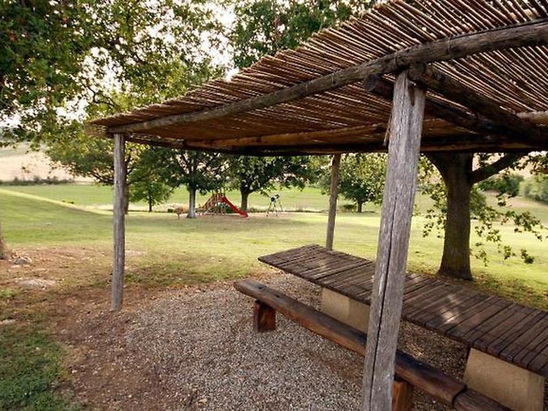 23A7302228A56543CF3BC8FCE151B519