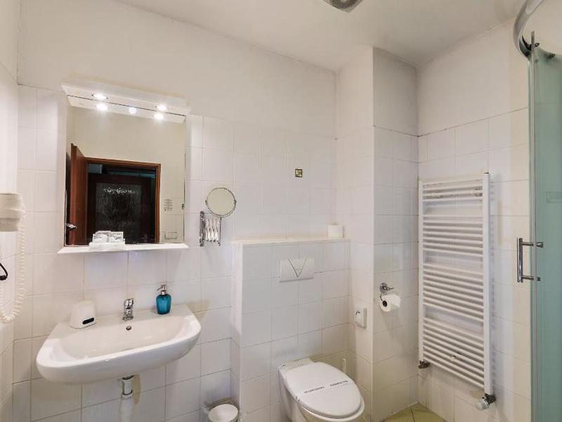 A766824EB4B217B8BC10D69CAAAB814E