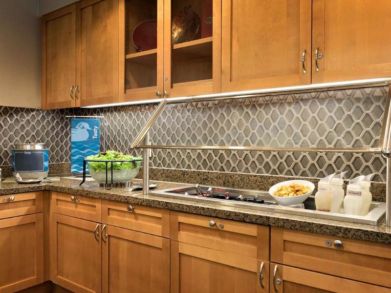 6468ED852B8E97E072A1B74E60C1BBEF