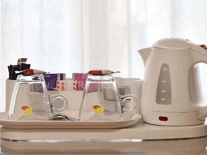 DC5B7CD5405A27D61D79FD60FA6A8895