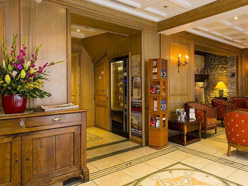 6186CC5EC9D198D716A71DB2E7CE5C21