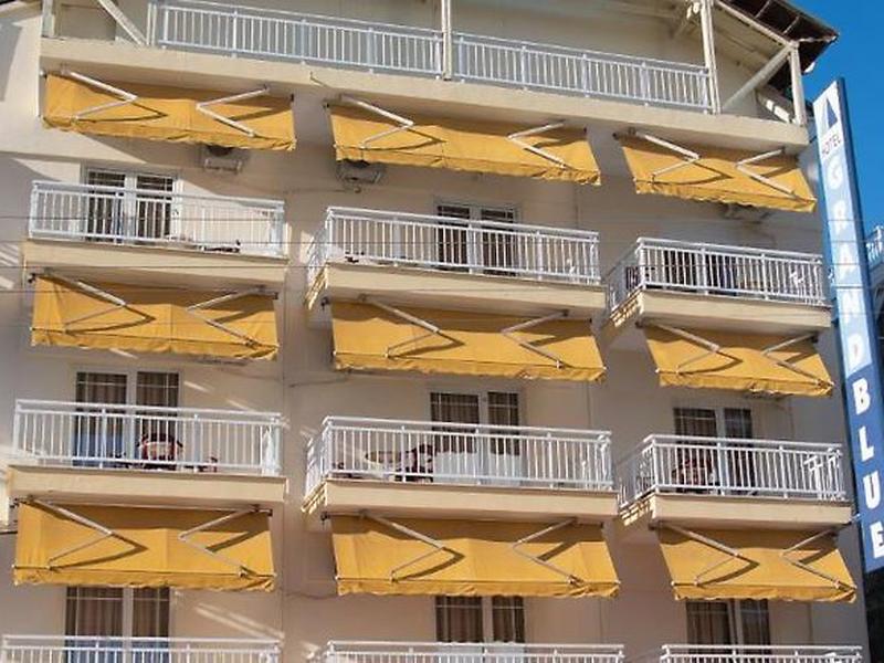 96EEFEEAC842DC33589B01A3E2C0A9BB