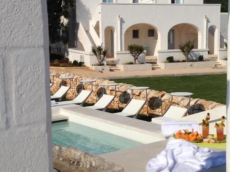 E24FDB3BFA668E583FF18CA8A6C2BBB6