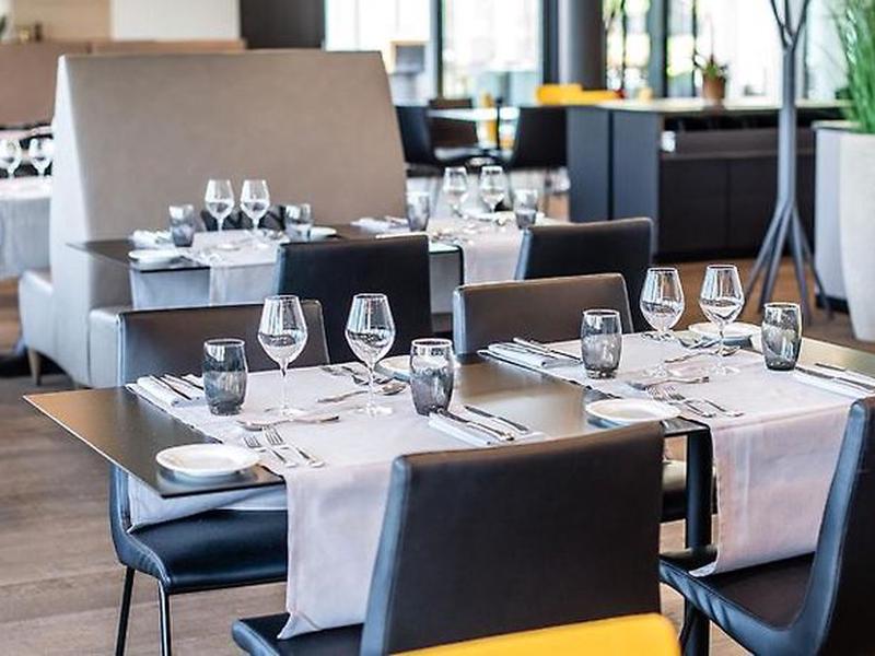 EBDD31E2C50D5EC52DAE43D23D4DD000