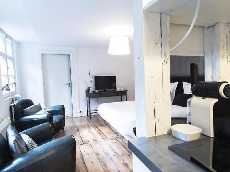 F5A391B8F413517FA668C27957912F4F