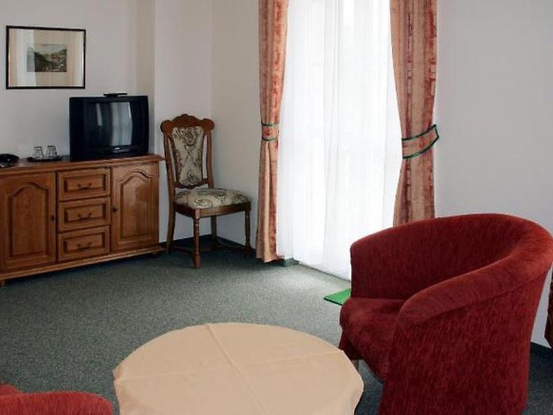 1C98B71D9F9CE4B145728FDDC6AB4A5D