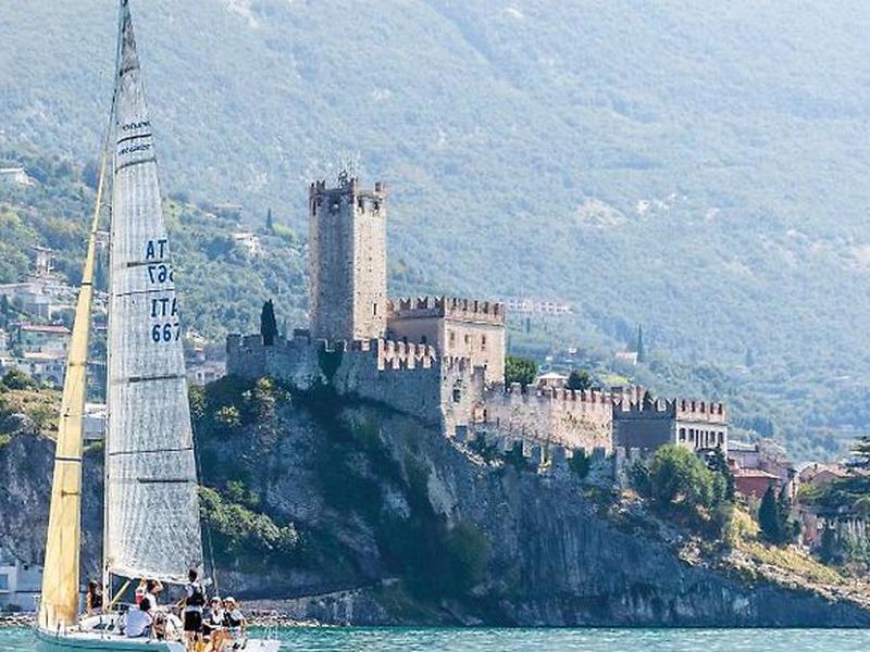 E3E74F1C54EC79E9CACEA97DD213D9CE