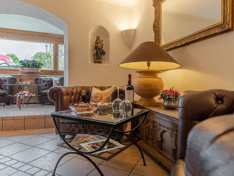 22A88634B8E2CB15B270C19A0C58AB1E