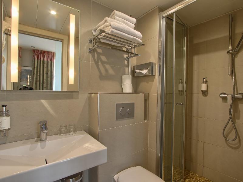 ADBB28E0999A5F12C3D56B0C5FBAFDB8