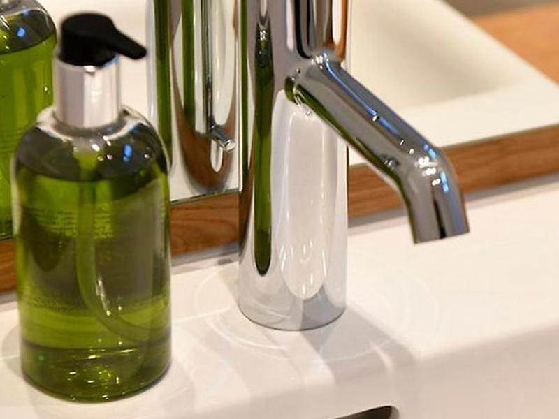 A97AD641ED3FA5AB160528AFBAC445EE