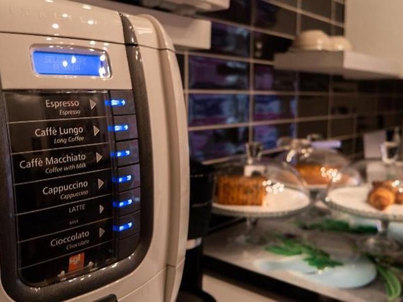 E5329BEADDE0401FC95E0B4D3AEE307B