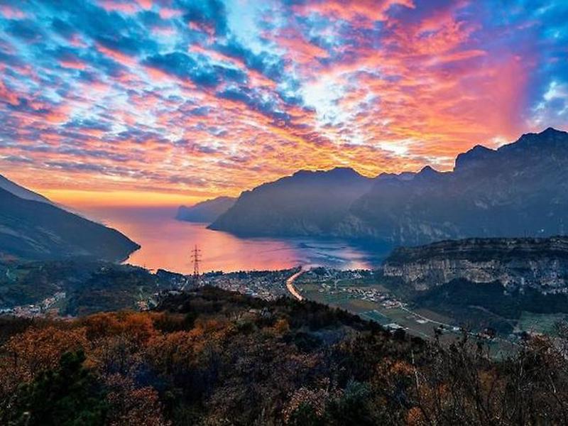 95B0AD2AB3A51ECE27E77DD14797D641