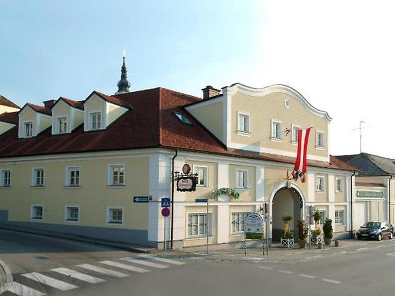 8CD52D99C84E00CE1D7688E702E83ADD