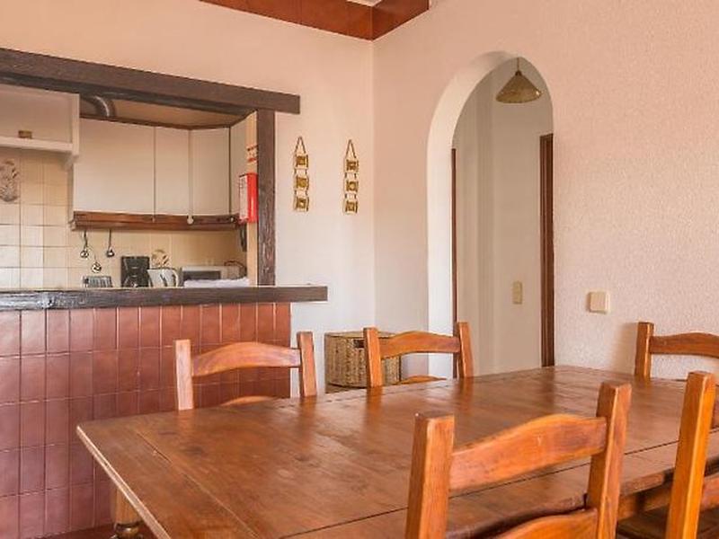 21866908C818496157B430C33F7BF488