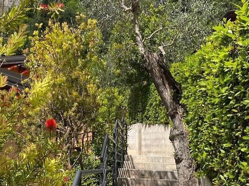 97082DFDD9310A4EA5D68BBE9F7563DB