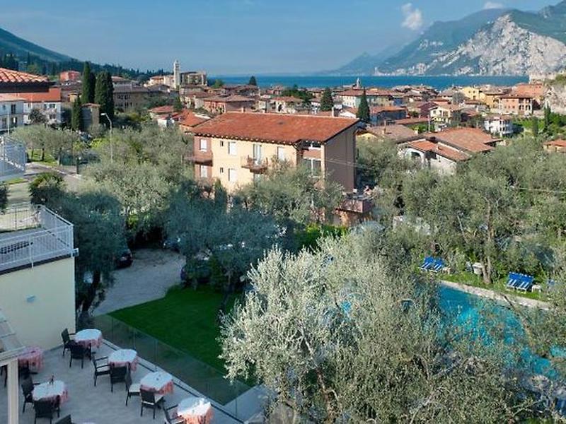 FC7B866B4D185A2A697118863F0DC887