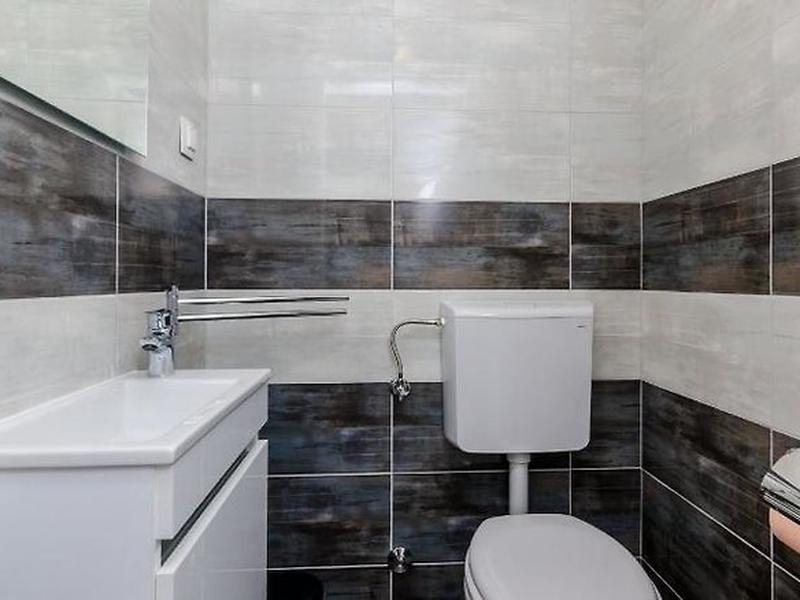 9C2A0575C7AEB2EDB215A26C38C01A18