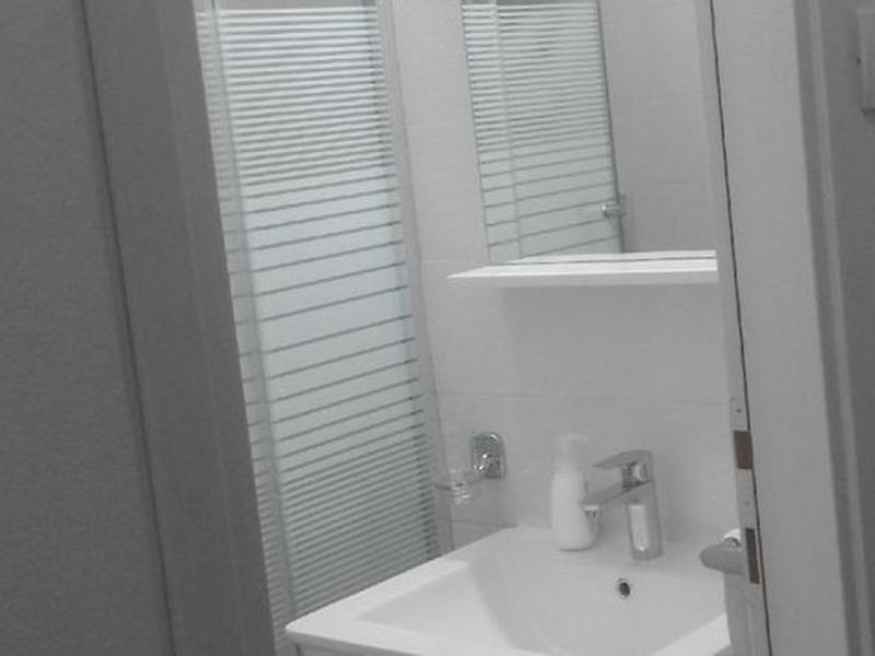 C7CE179E7E46614D819E19F4AE4D4324