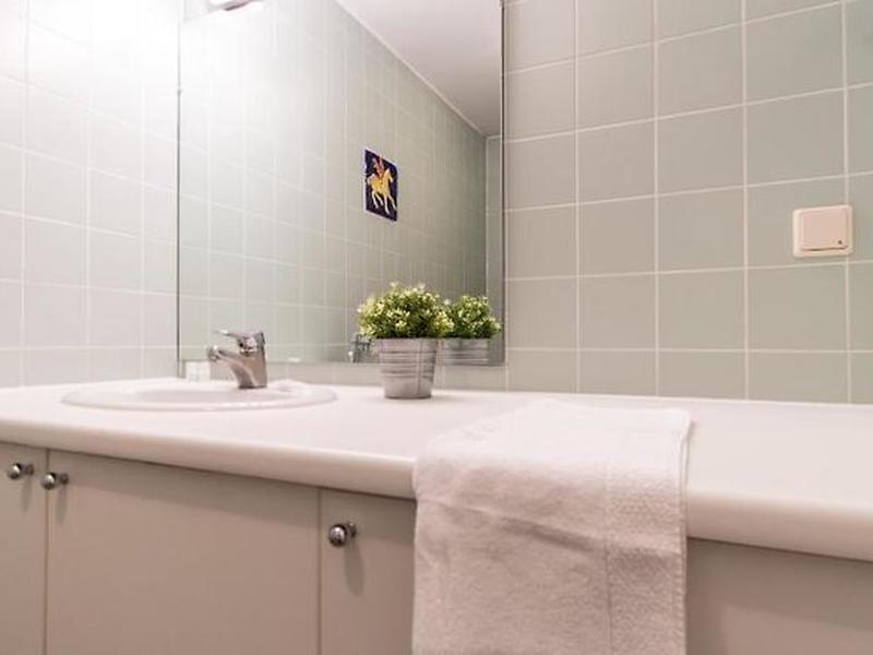 FC2B82B4EB3B50A5BDA8449F2D8FF3AA