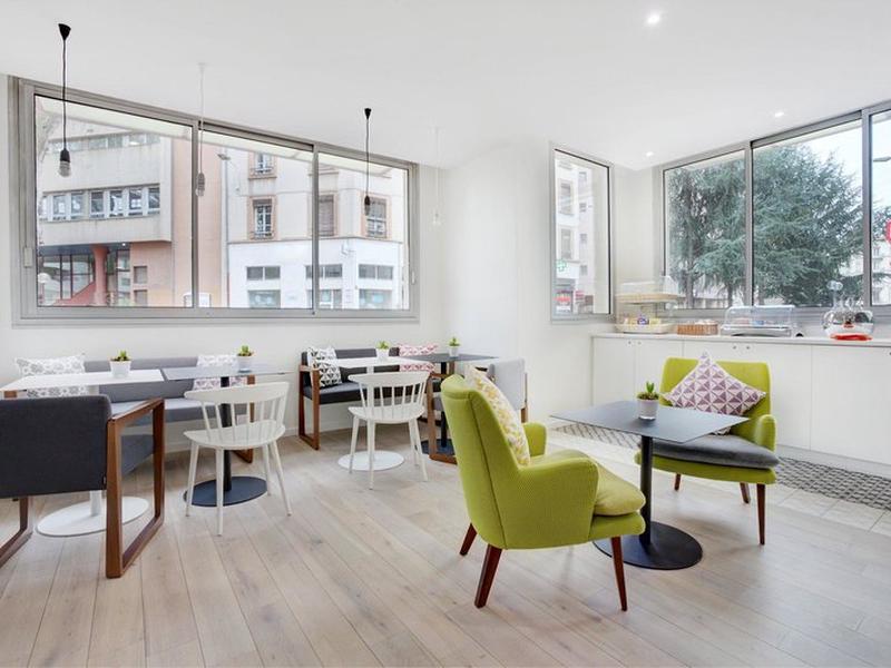 216A9843F3B92CAAB3876D09F33C7319