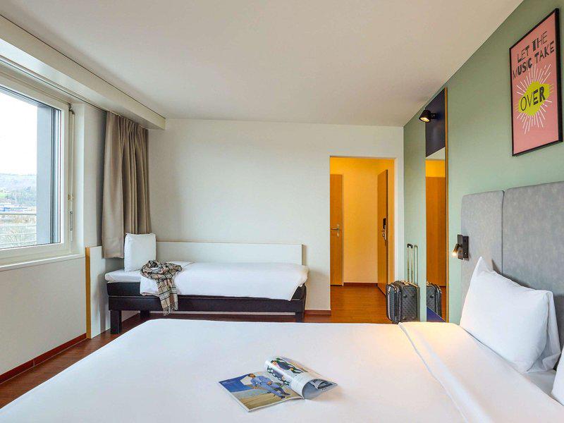 C030E3BE23C0794592420436CDBFCCEA