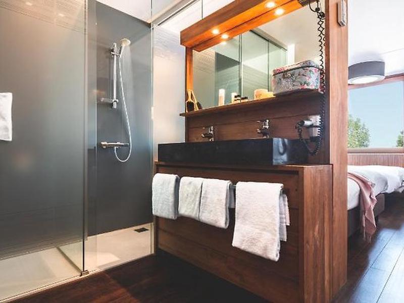 1E33B2714FB88E78CD2F4B750EDFCC64