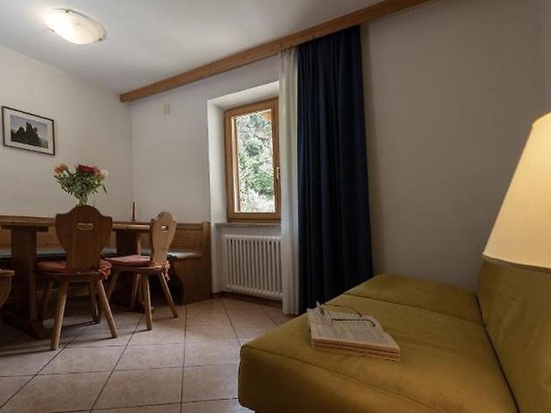 14C712123EF8C95FC87DCFCB222F63FA